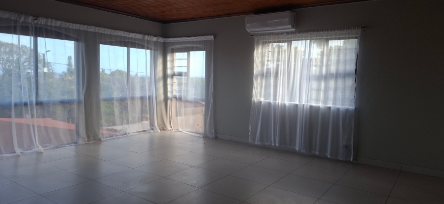 3 Bedroom Property for Sale in Gonubie Eastern Cape